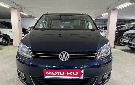 Volkswagen Touran III, 2012 год, 1 225 000 рублей, 3 фотография