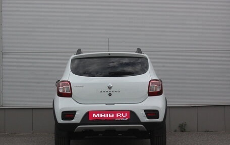 Renault Sandero II рестайлинг, 2018 год, 977 000 рублей, 4 фотография