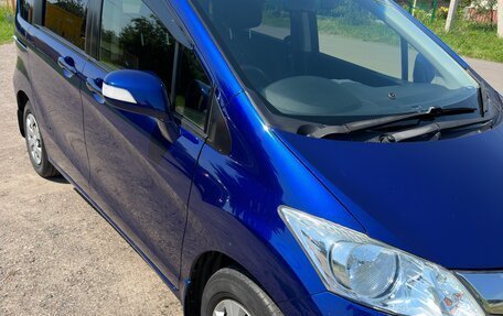 Honda Freed I, 2015 год, 2 100 000 рублей, 4 фотография