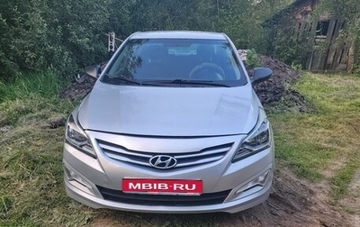Hyundai Solaris II рестайлинг, 2015 год, 600 000 рублей, 1 фотография