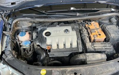 Volkswagen Touran III, 2008 год, 1 000 000 рублей, 1 фотография