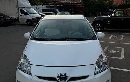 Toyota Prius, 2010 год, 1 100 000 рублей, 6 фотография