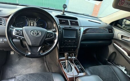 Toyota Camry, 2016 год, 2 200 000 рублей, 8 фотография