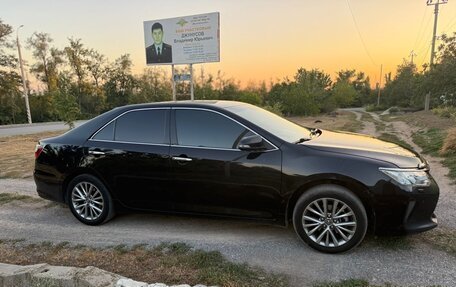 Toyota Camry, 2016 год, 2 200 000 рублей, 6 фотография