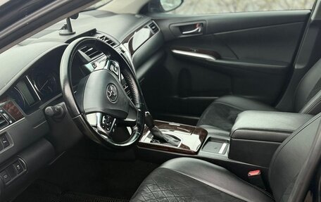 Toyota Camry, 2016 год, 2 200 000 рублей, 20 фотография