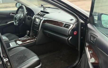 Toyota Camry, 2016 год, 2 200 000 рублей, 24 фотография