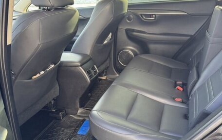 Lexus NX I, 2019 год, 2 890 000 рублей, 6 фотография