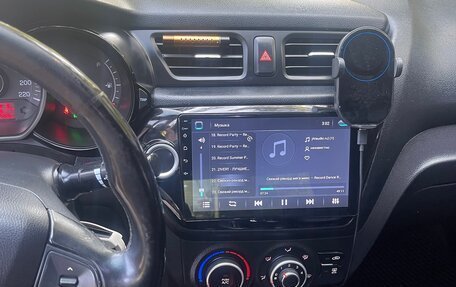 KIA Rio III рестайлинг, 2015 год, 1 100 000 рублей, 10 фотография
