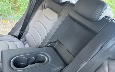 Volkswagen Touareg III, 2023 год, 9 000 000 рублей, 25 фотография