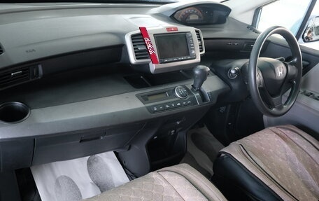 Honda Freed I, 2010 год, 1 099 000 рублей, 17 фотография