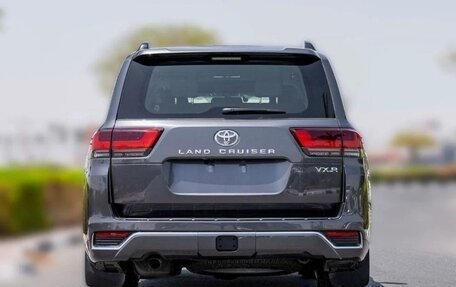 Toyota Land Cruiser, 2025 год, 12 100 800 рублей, 5 фотография