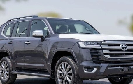 Toyota Land Cruiser, 2025 год, 12 100 800 рублей, 2 фотография