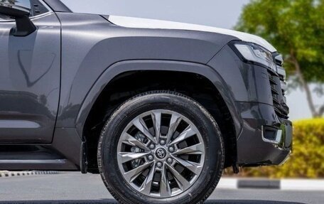 Toyota Land Cruiser, 2025 год, 12 100 800 рублей, 13 фотография