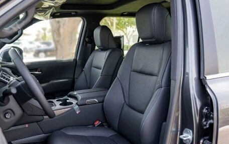 Toyota Land Cruiser, 2025 год, 12 100 800 рублей, 21 фотография