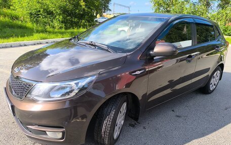 KIA Rio III рестайлинг, 2017 год, 980 000 рублей, 2 фотография