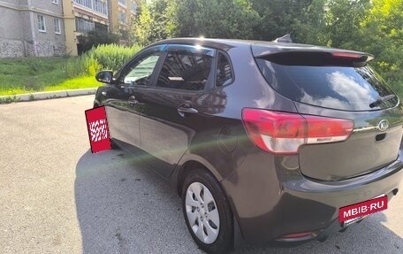 KIA Rio III рестайлинг, 2017 год, 980 000 рублей, 4 фотография