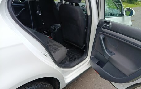 Volkswagen Jetta VI, 2010 год, 920 000 рублей, 11 фотография