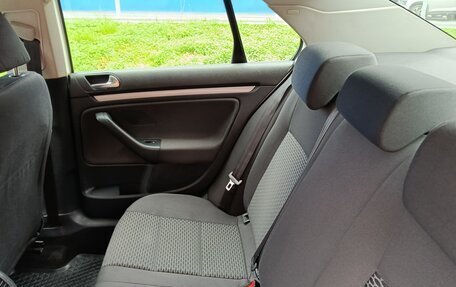 Volkswagen Jetta VI, 2010 год, 920 000 рублей, 13 фотография