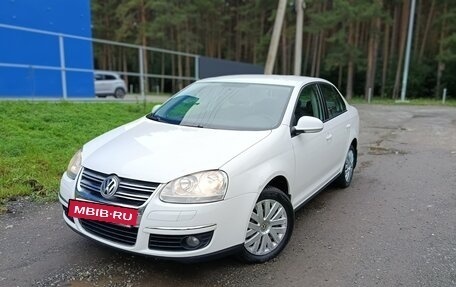 Volkswagen Jetta VI, 2010 год, 920 000 рублей, 7 фотография