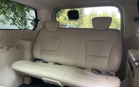 Hyundai Grand Starex Grand Starex I рестайлинг 2, 2009 год, 1 350 000 рублей, 9 фотография