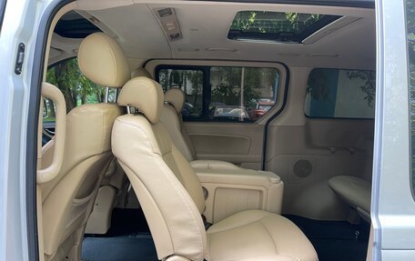 Hyundai Grand Starex Grand Starex I рестайлинг 2, 2009 год, 1 350 000 рублей, 12 фотография