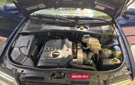 Audi A4, 2001 год, 500 000 рублей, 14 фотография
