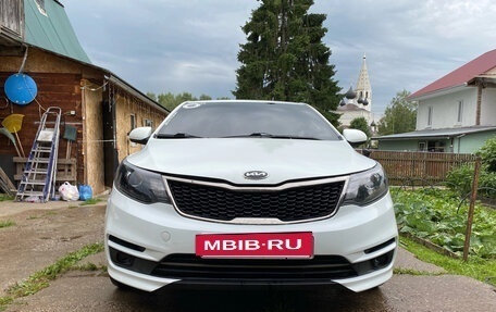 KIA Rio III рестайлинг, 2016 год, 799 000 рублей, 2 фотография