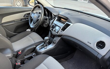 Chevrolet Cruze II, 2012 год, 820 000 рублей, 7 фотография