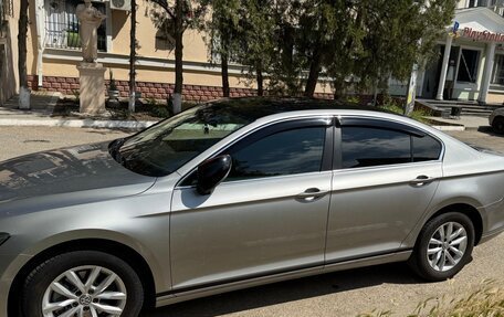 Volkswagen Passat B8 рестайлинг, 2017 год, 1 550 000 рублей, 3 фотография