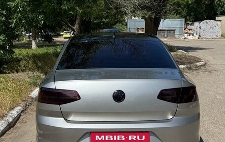 Volkswagen Passat B8 рестайлинг, 2017 год, 1 550 000 рублей, 2 фотография