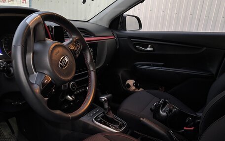 KIA Rio IV, 2021 год, 1 700 000 рублей, 4 фотография