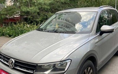 Volkswagen Tiguan II, 2016 год, 1 800 000 рублей, 1 фотография