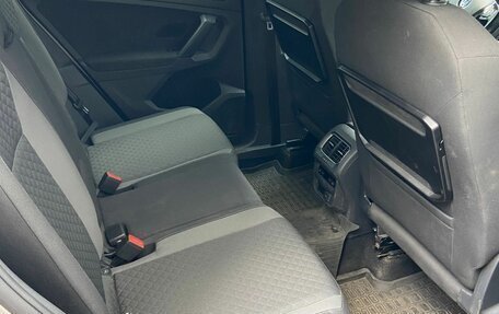 Volkswagen Tiguan II, 2016 год, 1 800 000 рублей, 6 фотография