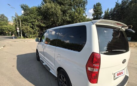 Hyundai Grand Starex Grand Starex I рестайлинг 2, 2016 год, 2 650 000 рублей, 4 фотография