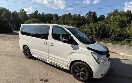 Hyundai Grand Starex Grand Starex I рестайлинг 2, 2016 год, 2 650 000 рублей, 6 фотография