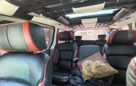 Hyundai Grand Starex Grand Starex I рестайлинг 2, 2016 год, 2 650 000 рублей, 14 фотография