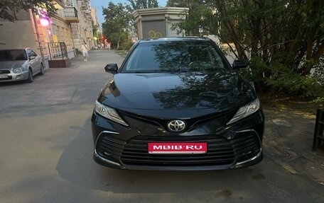Toyota Camry, 2021 год, 3 350 000 рублей, 1 фотография