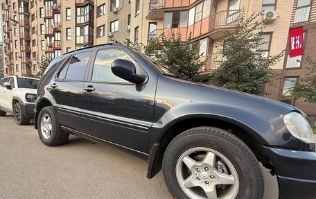 Mercedes-Benz M-Класс, 1999 год, 1 380 000 рублей, 3 фотография