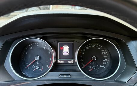 Volkswagen Tiguan II, 2018 год, 2 450 000 рублей, 7 фотография