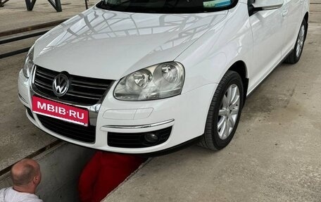 Volkswagen Jetta VI, 2008 год, 850 000 рублей, 1 фотография