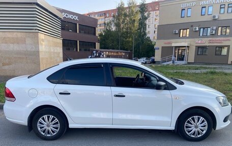 Volkswagen Polo VI (EU Market), 2013 год, 650 000 рублей, 2 фотография