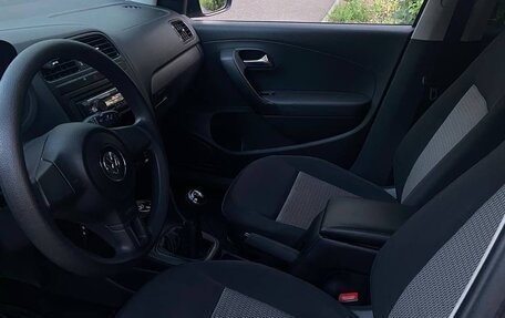 Volkswagen Polo VI (EU Market), 2013 год, 650 000 рублей, 7 фотография