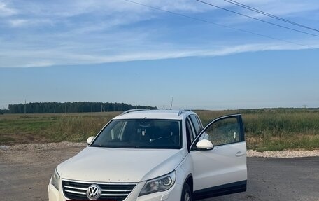 Volkswagen Tiguan I, 2011 год, 1 090 000 рублей, 3 фотография