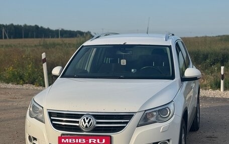 Volkswagen Tiguan I, 2011 год, 1 090 000 рублей, 4 фотография