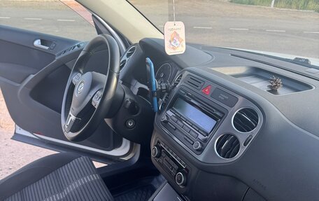 Volkswagen Tiguan I, 2011 год, 1 090 000 рублей, 8 фотография