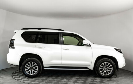 Toyota Land Cruiser Prado 150 рестайлинг 2, 2016 год, 3 499 000 рублей, 4 фотография