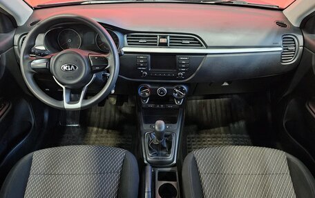 KIA Rio IV, 2017 год, 955 000 рублей, 9 фотография