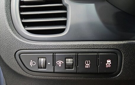 KIA Rio IV, 2017 год, 955 000 рублей, 15 фотография