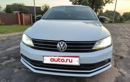 Volkswagen Jetta VI, 2016 год, 1 550 000 рублей, 2 фотография