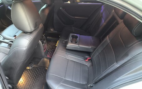 Volkswagen Jetta VI, 2016 год, 1 550 000 рублей, 16 фотография